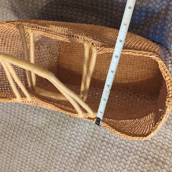 Vintage woven straw bag (please read description) - Picture 9 of 10